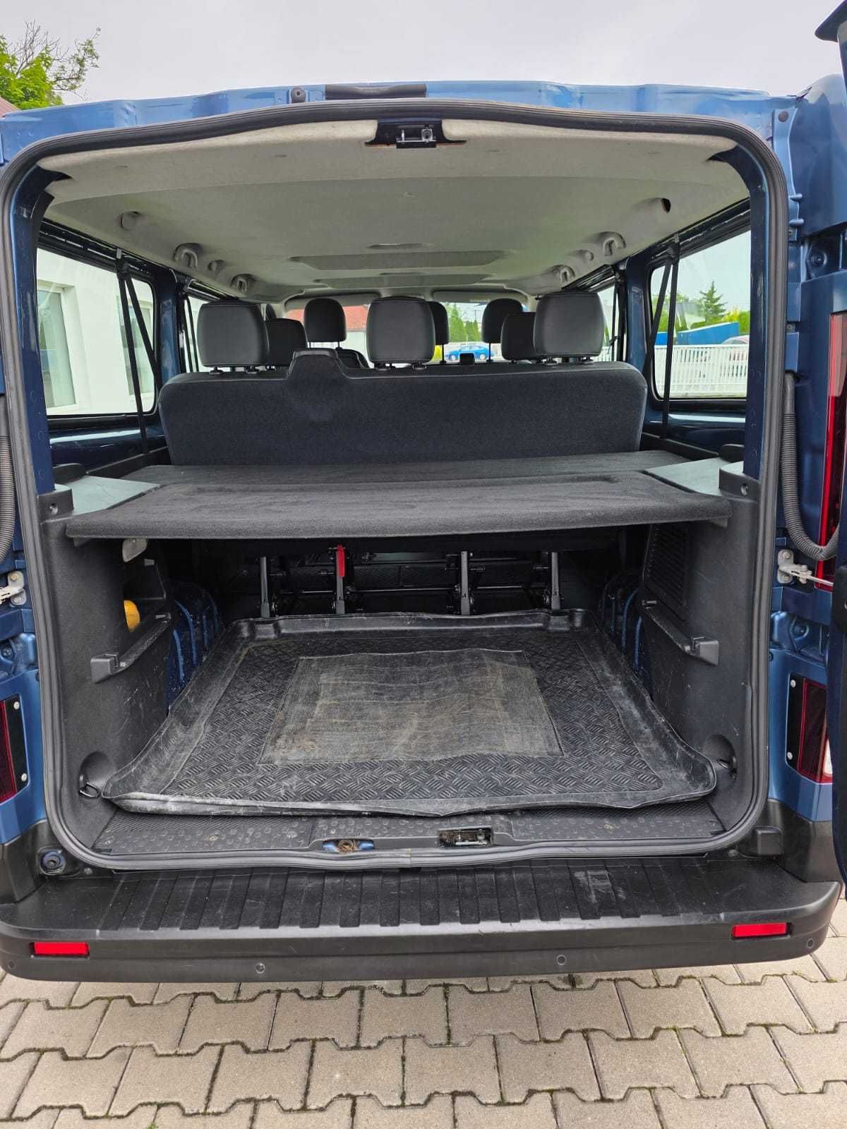 Renault Trafic 2.0 dCi 2020 r Long 9-osób 70000 zł netto