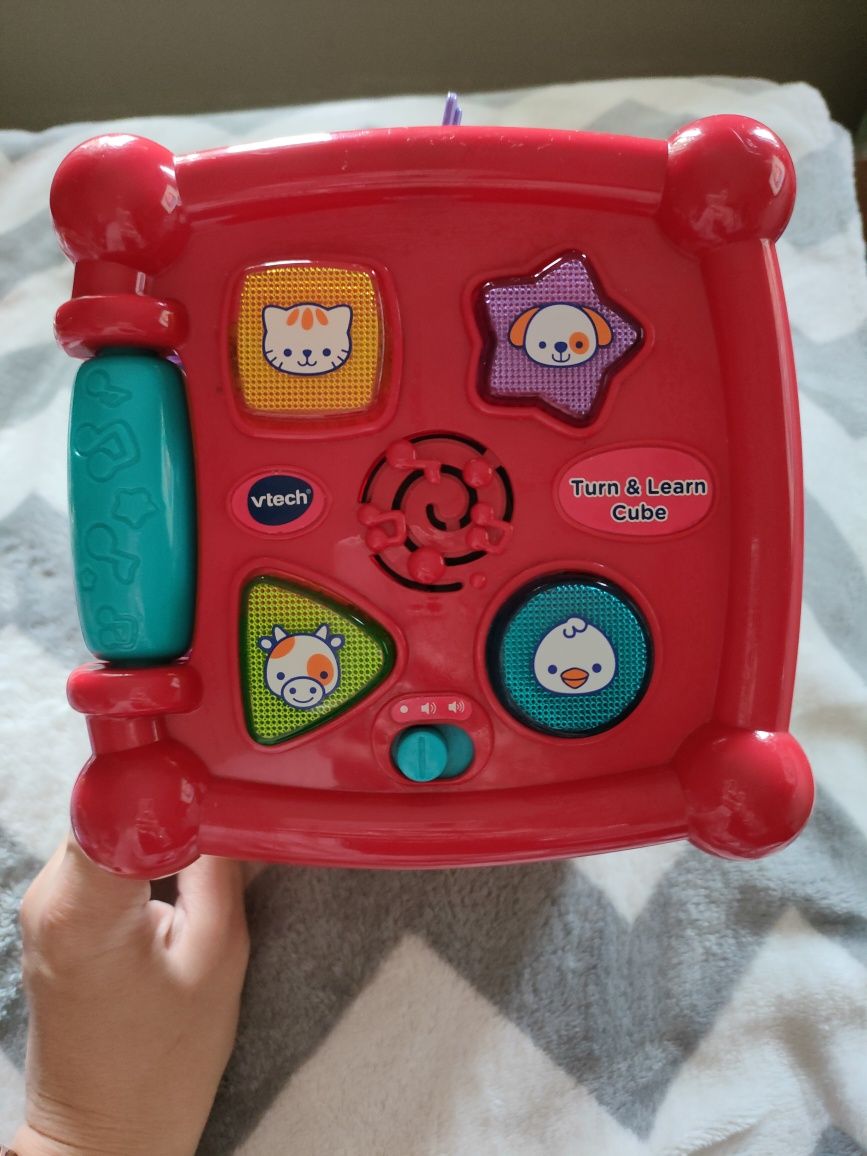 Kostka vtech w języku angielskim