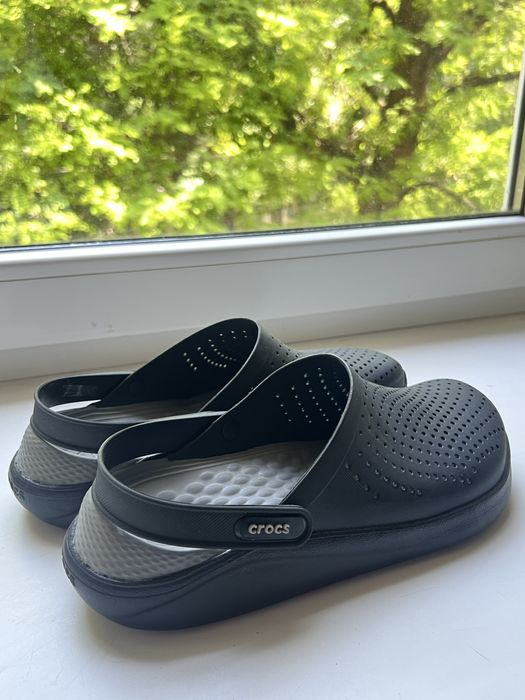 Crocs literide 43р ідеальний стан