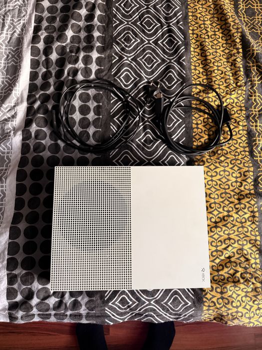 Xbox One S 500 MB