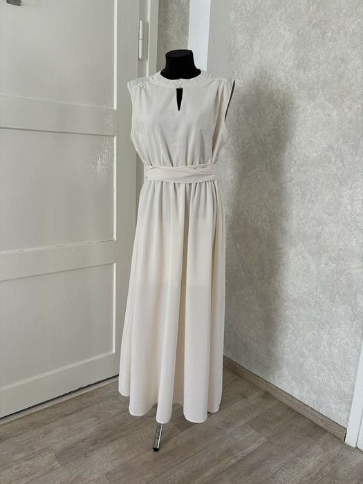 Платье новое 48 размер