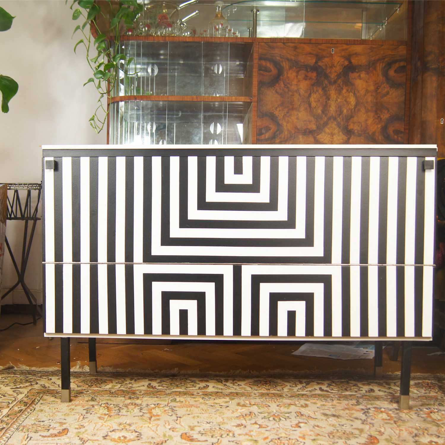 Bieliźniarka skrzynia na pościel komoda vintage prl Op Art