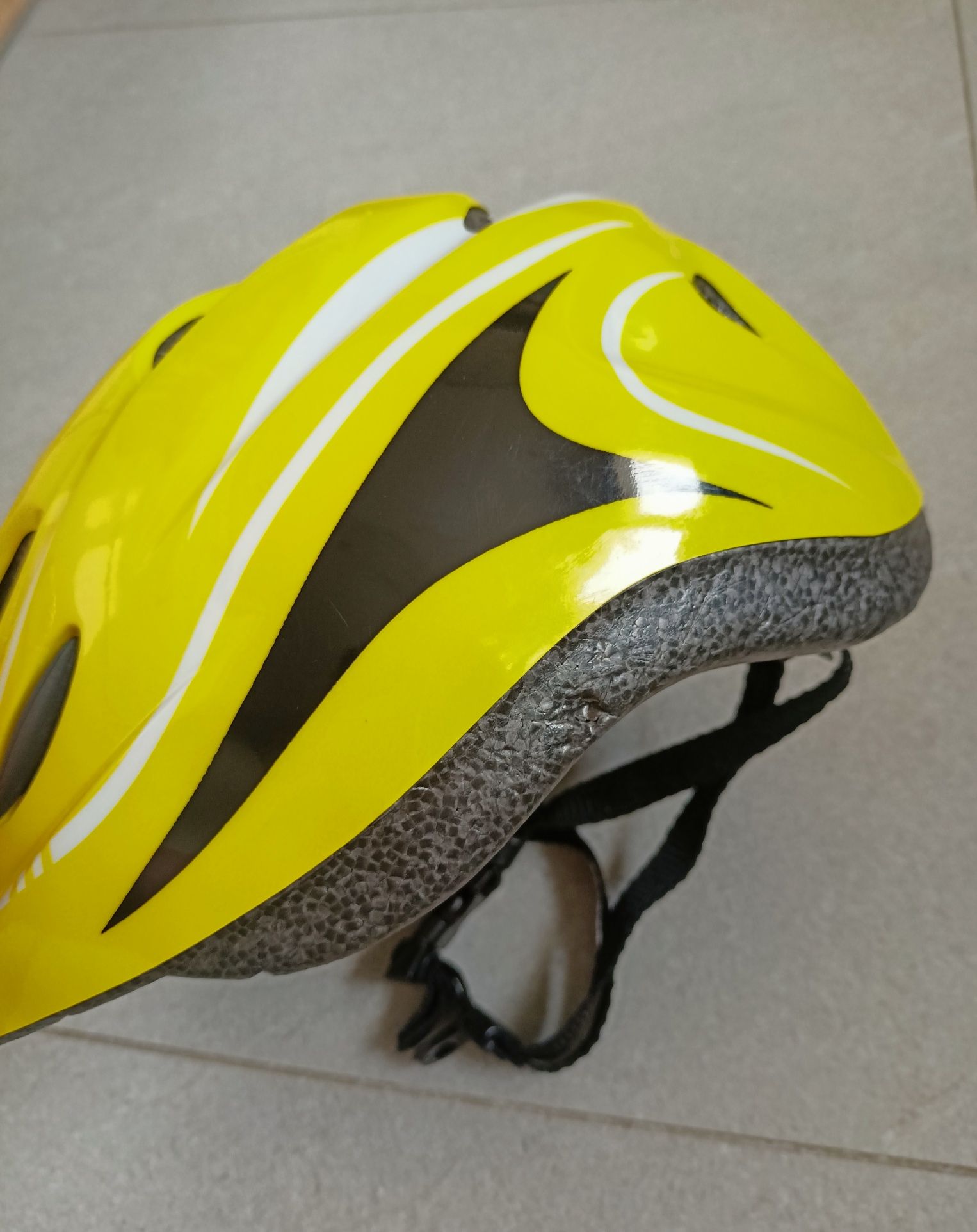 Kask rowerowy - stan bdb