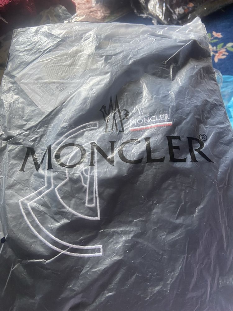 Moncler rozmiar M koplet metek granat