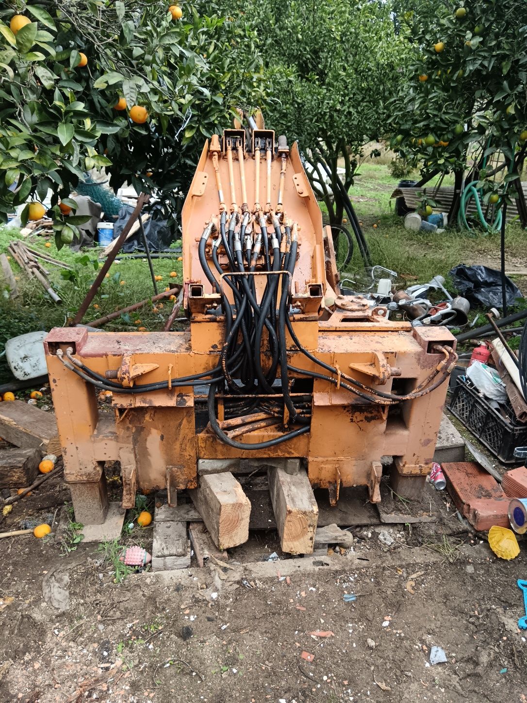 Lança de retroescavadora
