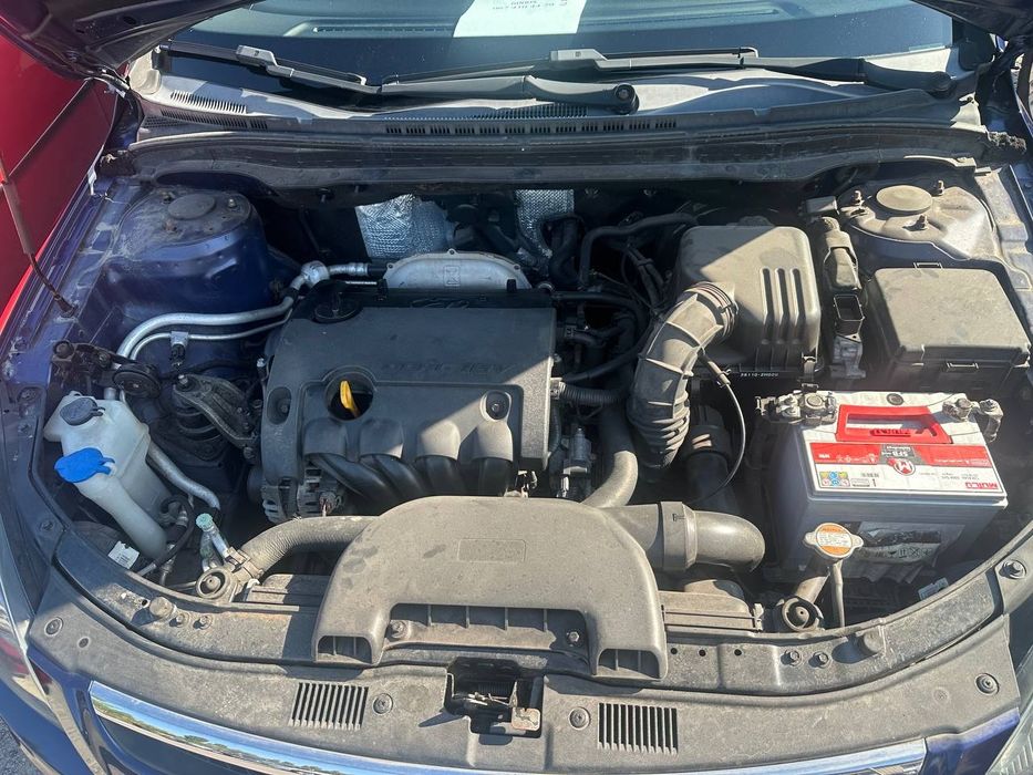 Hyundai i30 1.6 бенз