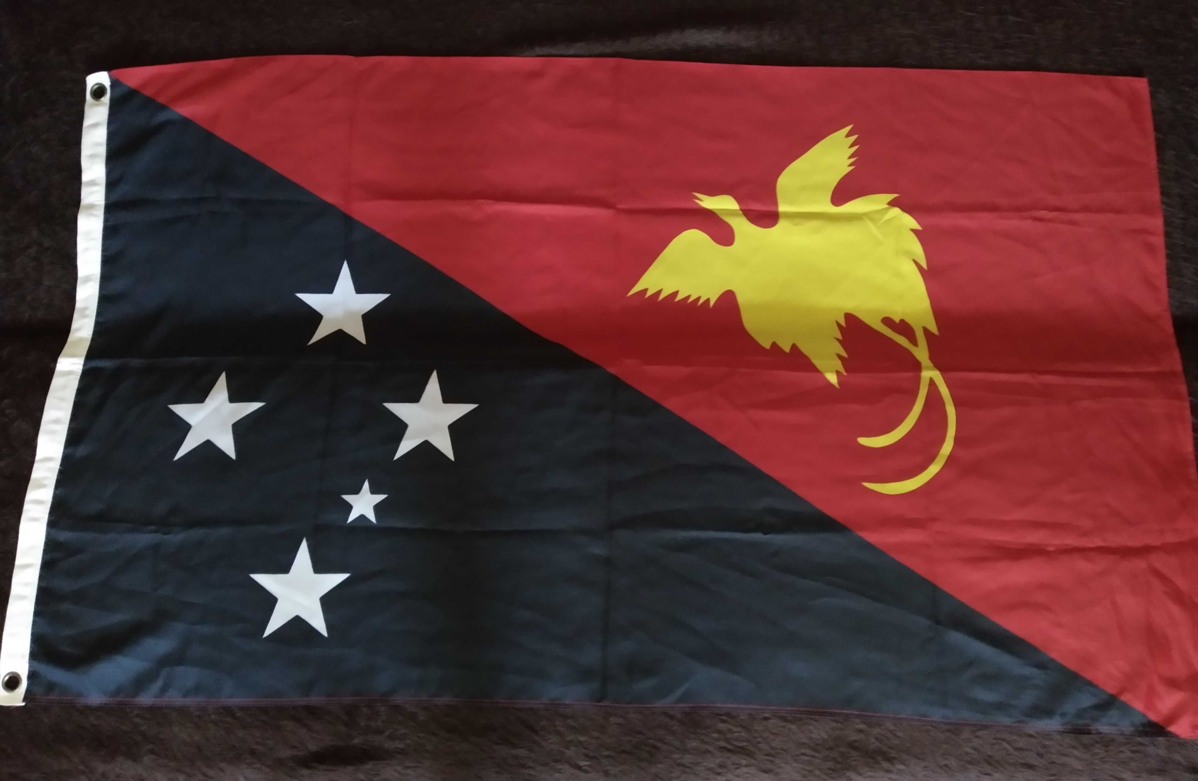 Флаг страны Папуа-Новая Гвинея