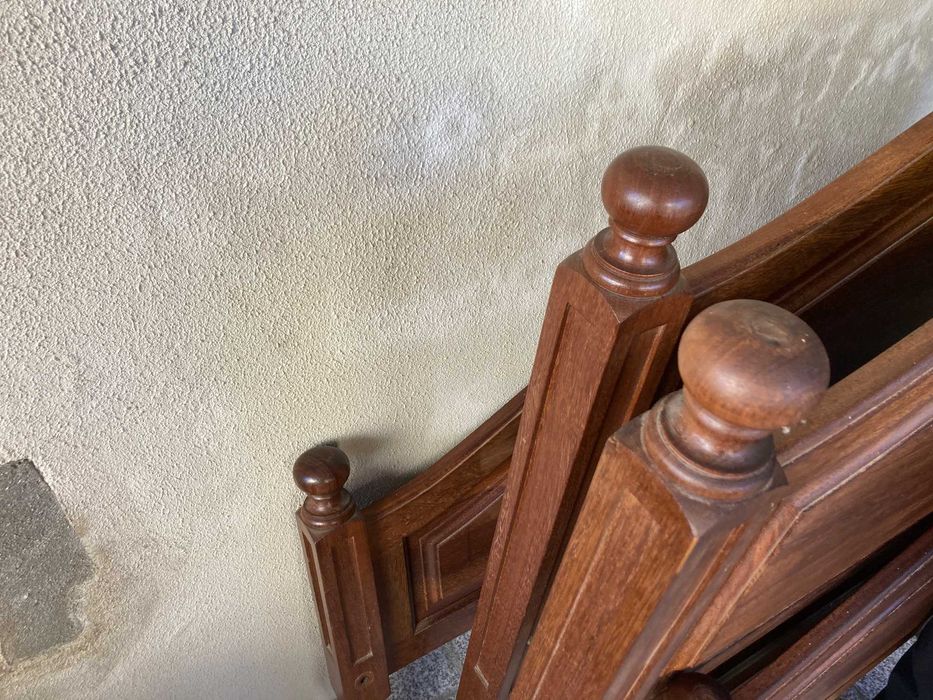 Duas camas de solteiro