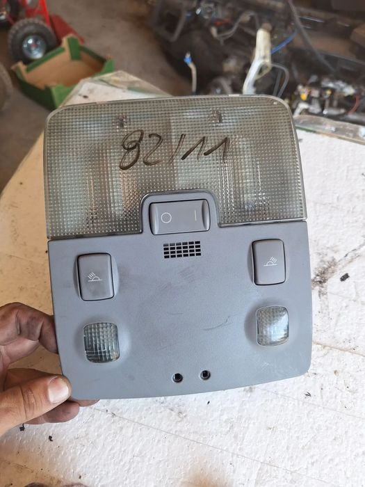 oświetlenie kabiny  AUDI A4 B5 lift   (82/11)