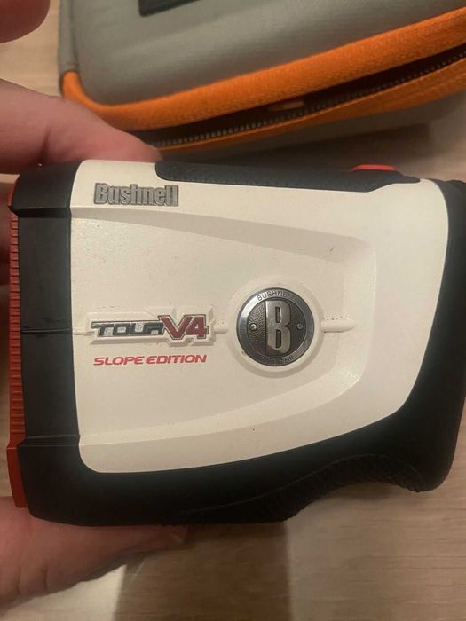 Golf - Rangefinders Bushell tour V5