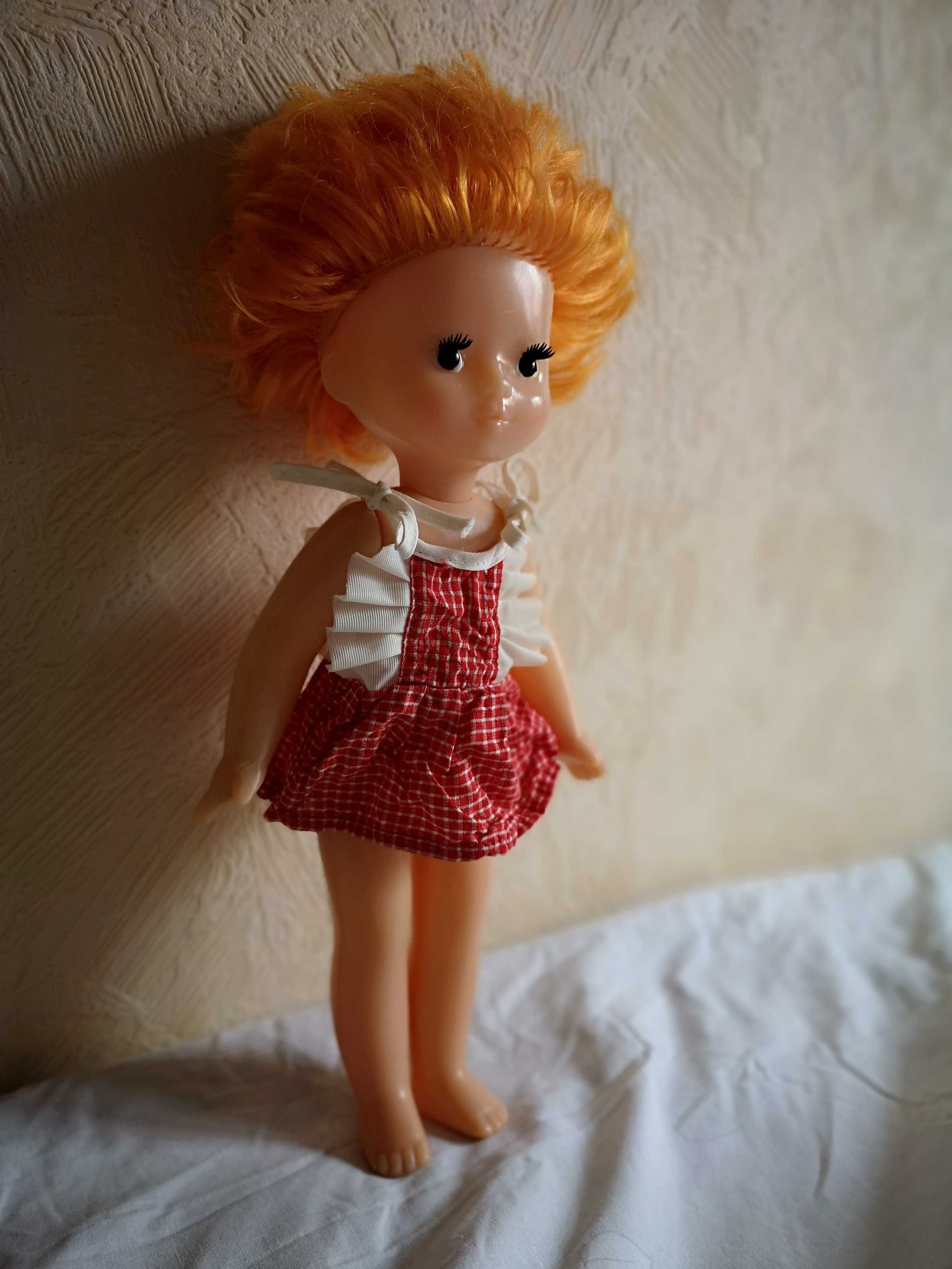 Кукла, рост около 35см, на резинках
