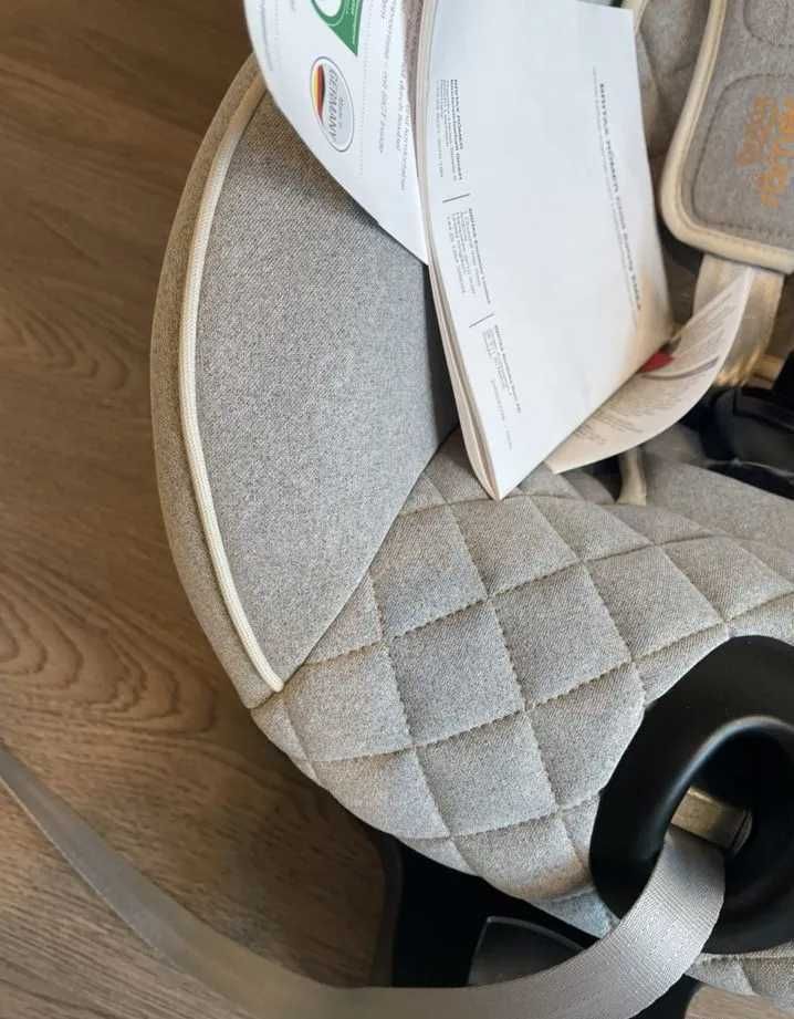 Авто-Кресло Britax Romer Dualfix M i-size Nordic Grey