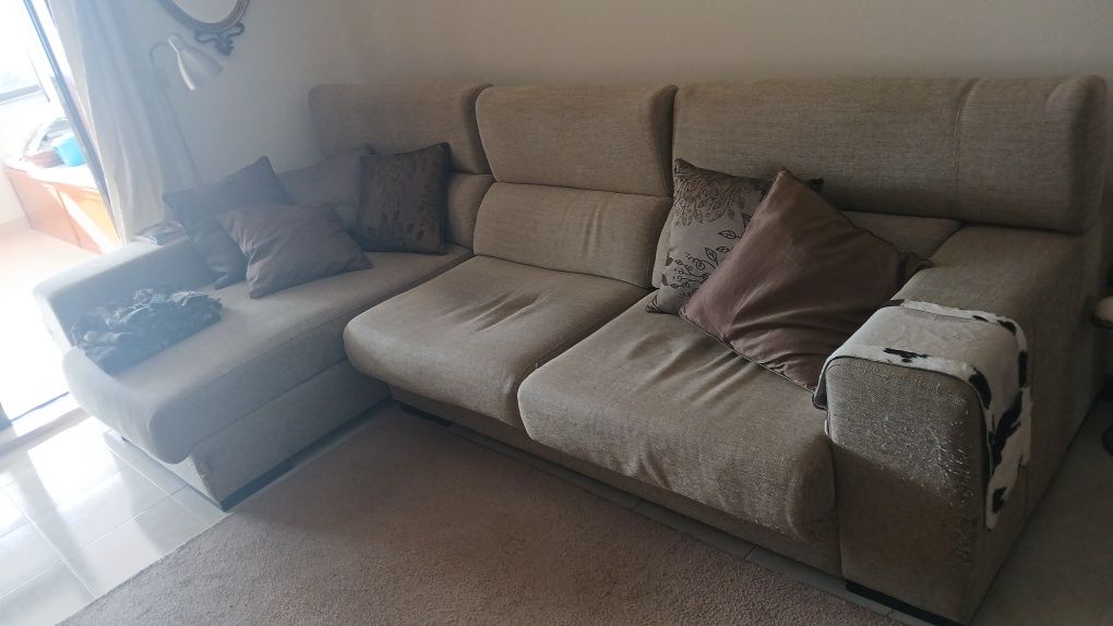 Sofa com chaise longe