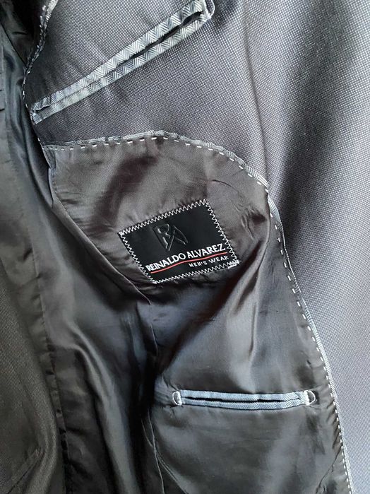 Мужской деловой костюм Reinaldo Alvarez