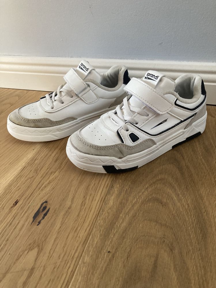 Adidasy na rzepy rozmiar 33