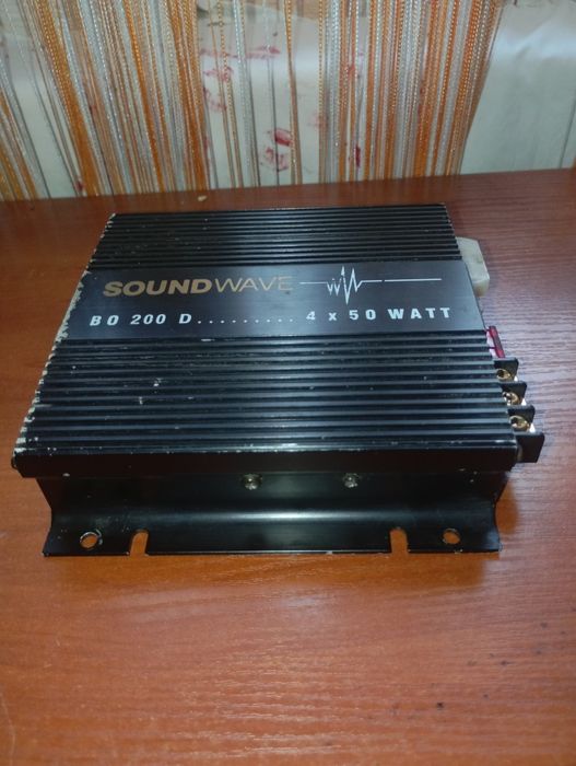 SOUNDWAVE підсилювач звуку 4х50 watt