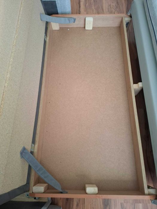 Kanapa 2-osobowa z funkcją spania.