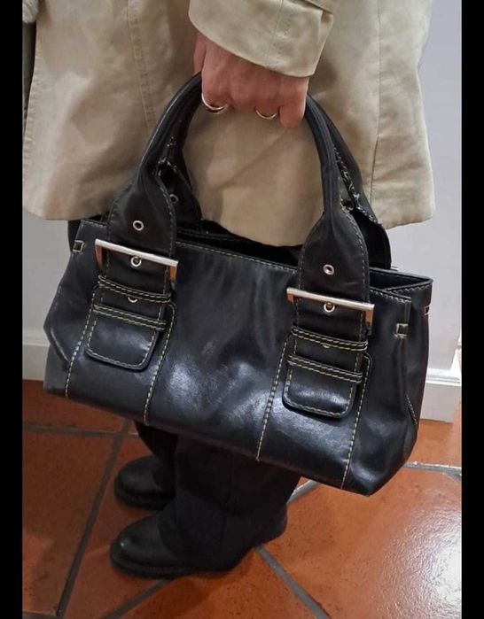 Mala/carteira preta de senhora