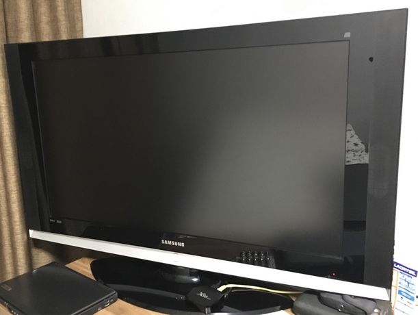 Телевизор Samsung LE40S71B 40 дюймов