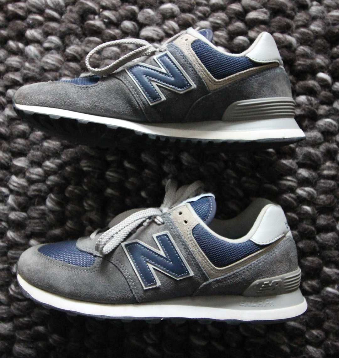 Sapatilhas azuis e cinza da New Balance 574