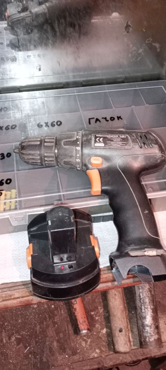 Продам Шруповерт 9v