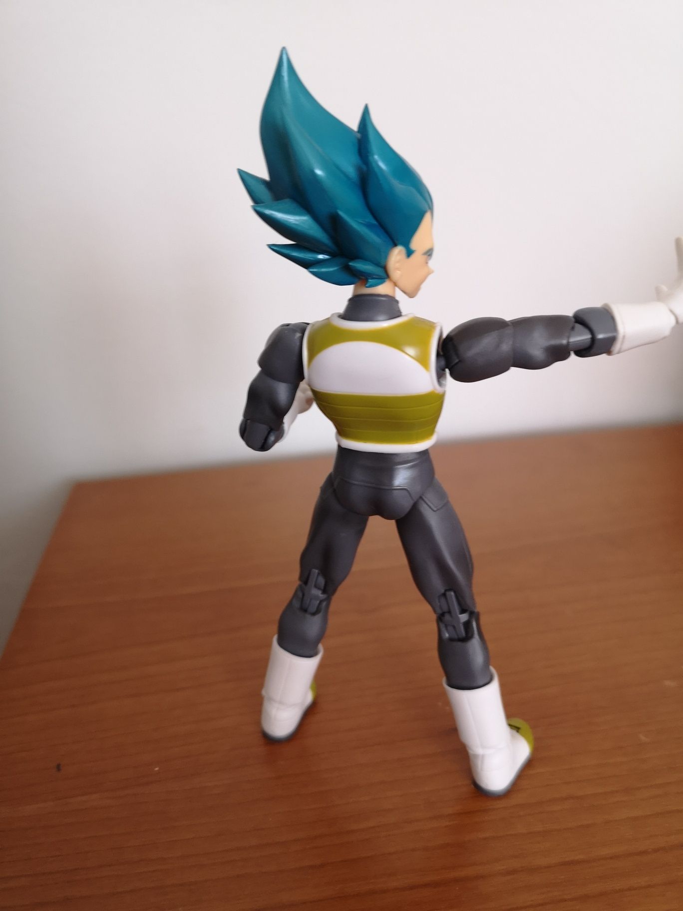 S.h.figuarts  Super Saiyan God Super Saiyan Vegeta Dragon Ball