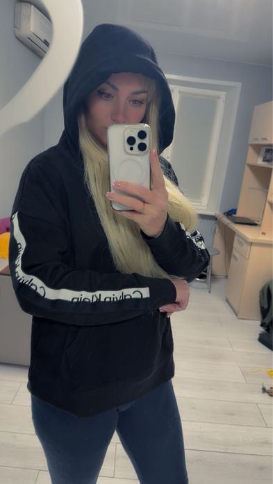 Спортивная кофта calvin klein на флисе