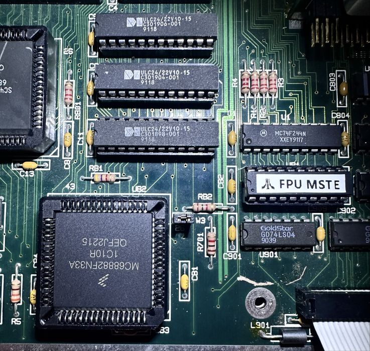 Koprocesor MC68882FN33A do ATARI Mega STE + układ GAL