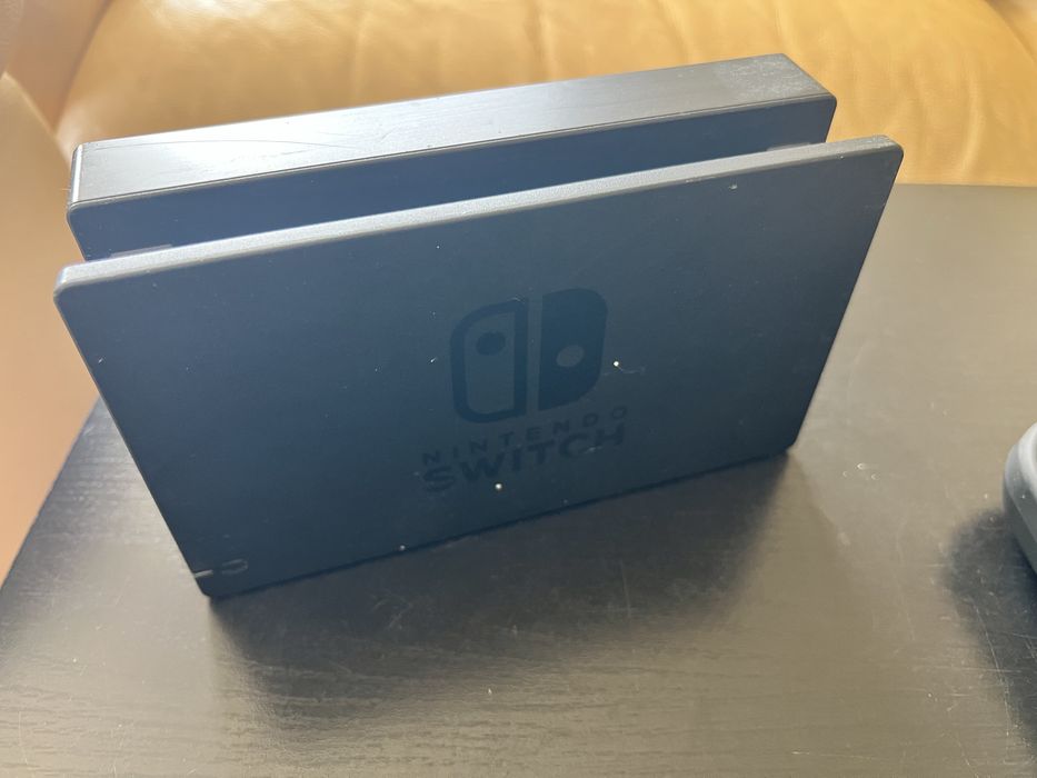 Nintendo Switch + Acessórios (Completo)