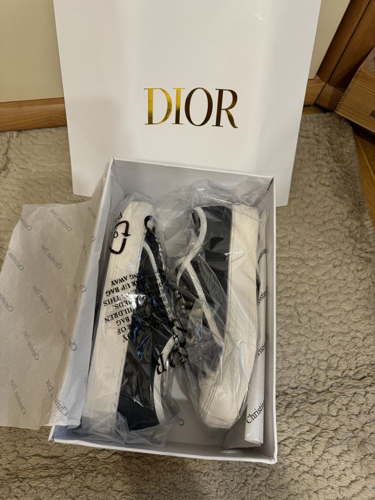 Нові Кеди Dior, розмір 39