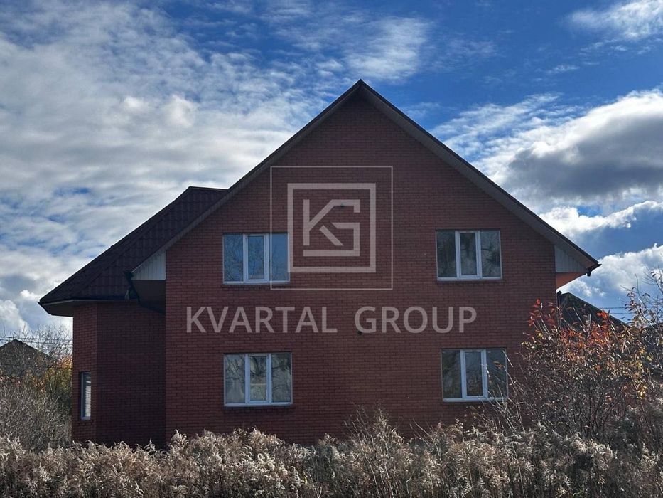 Продам будинок з каміном в Царському селі