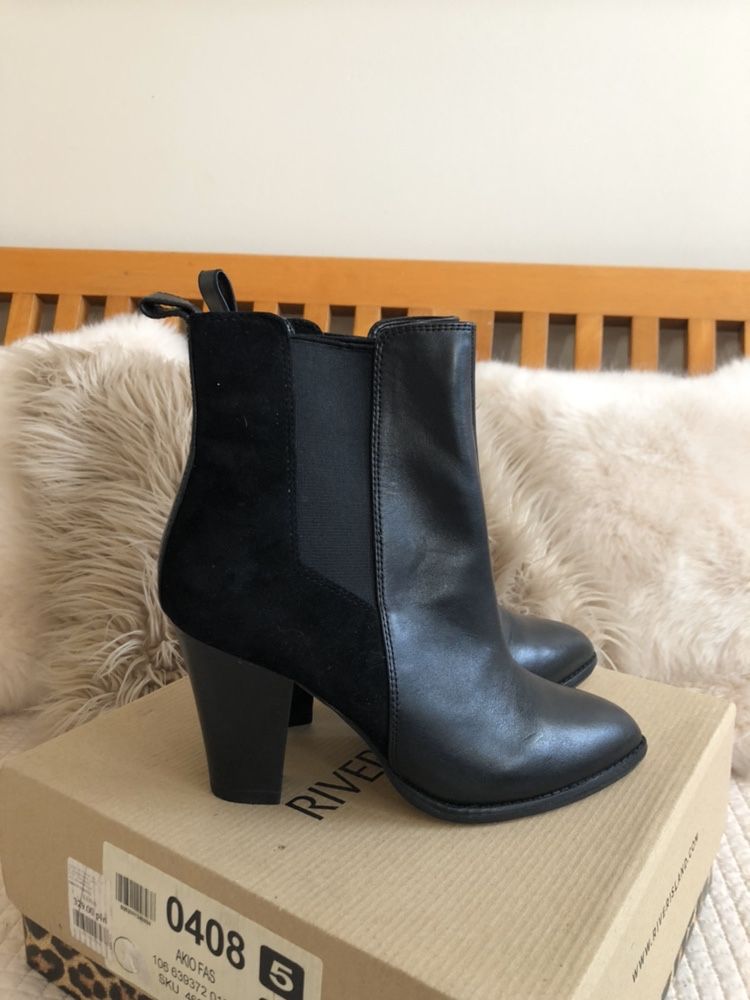 Piękne zamszowo skórzane sztyblety 38 River Island