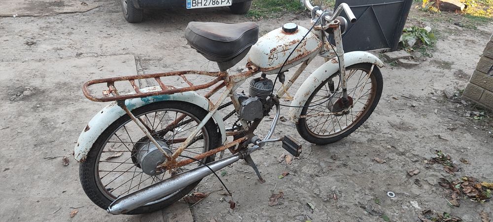 Продам мопед рига антиквариат