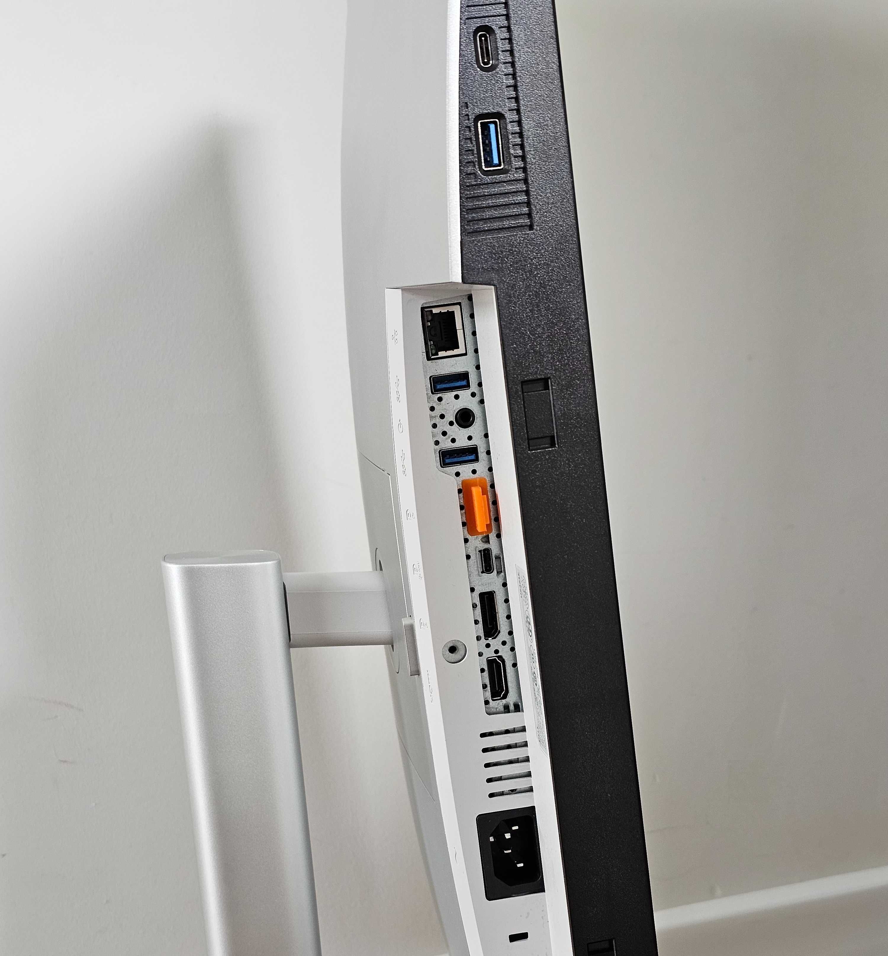 Monitor DELL UltraSharp U2421E 24 cale wbudowana stacja dokująca
