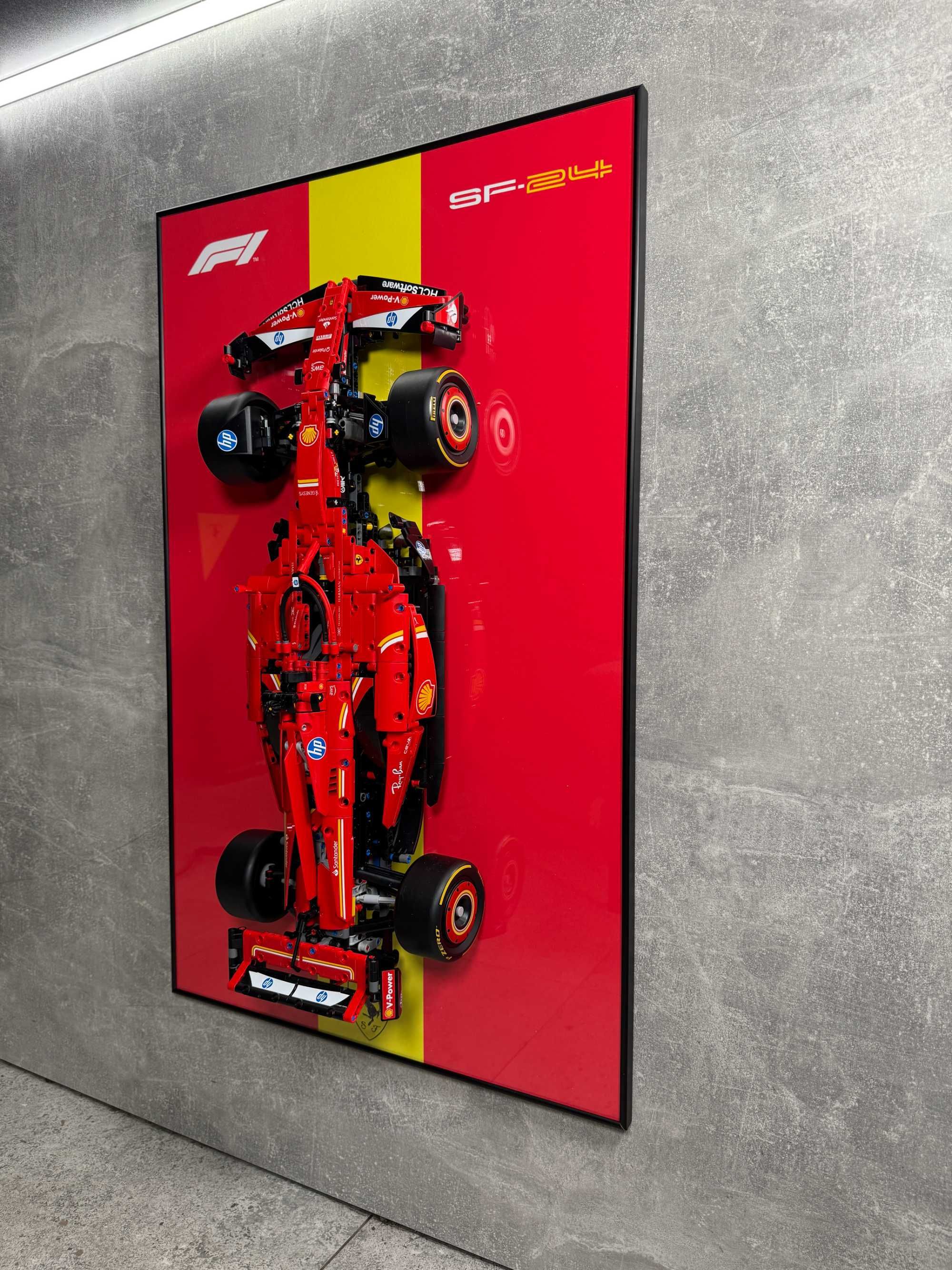 Арт Рамка 80x50 см. для LEGO 42207 Technic Ferrari F1 SF-24 Лего 2024