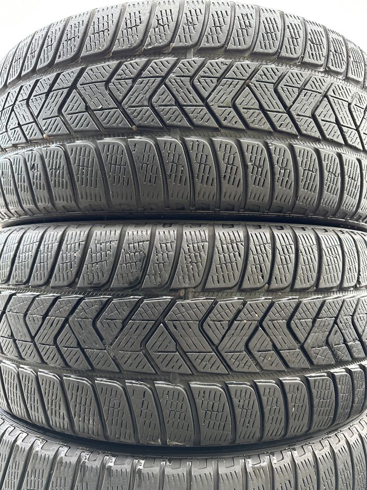 245/45/20 Pirelli Scorpion Winter