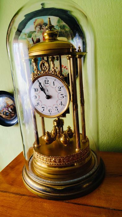 Zegar roczny Gustav Becker