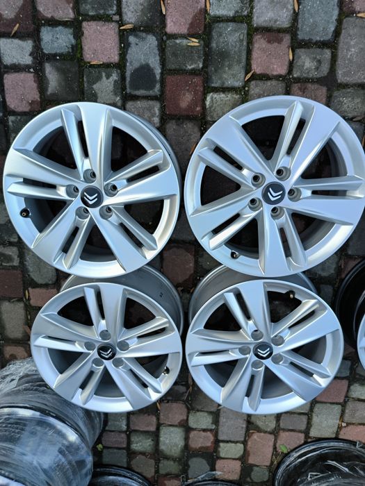 Felgi aluminiowe 17 Citroen C4 C5 Berlingo DS7  5x108