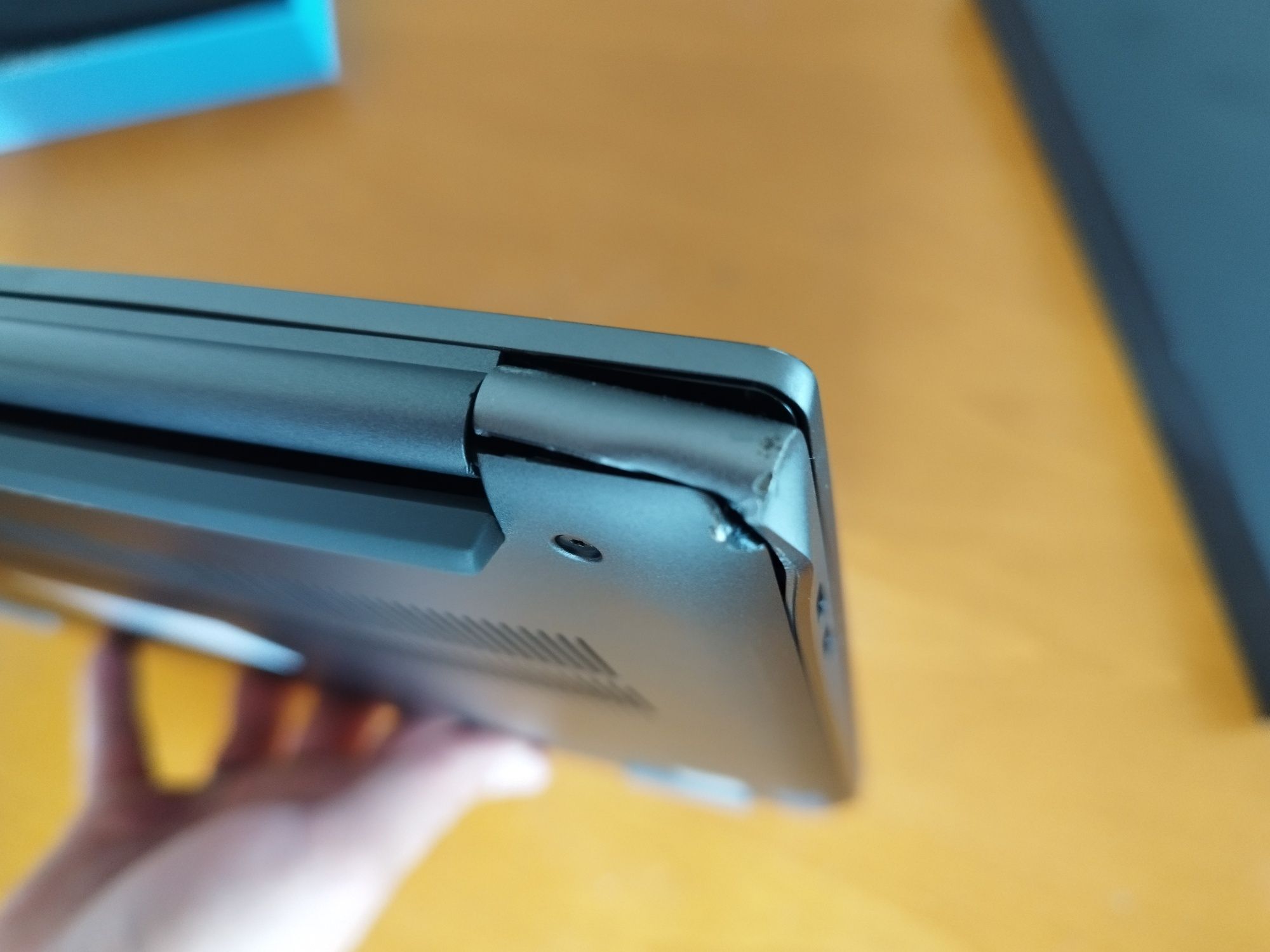 Lenovo Yoga Slim 7 pro ,
