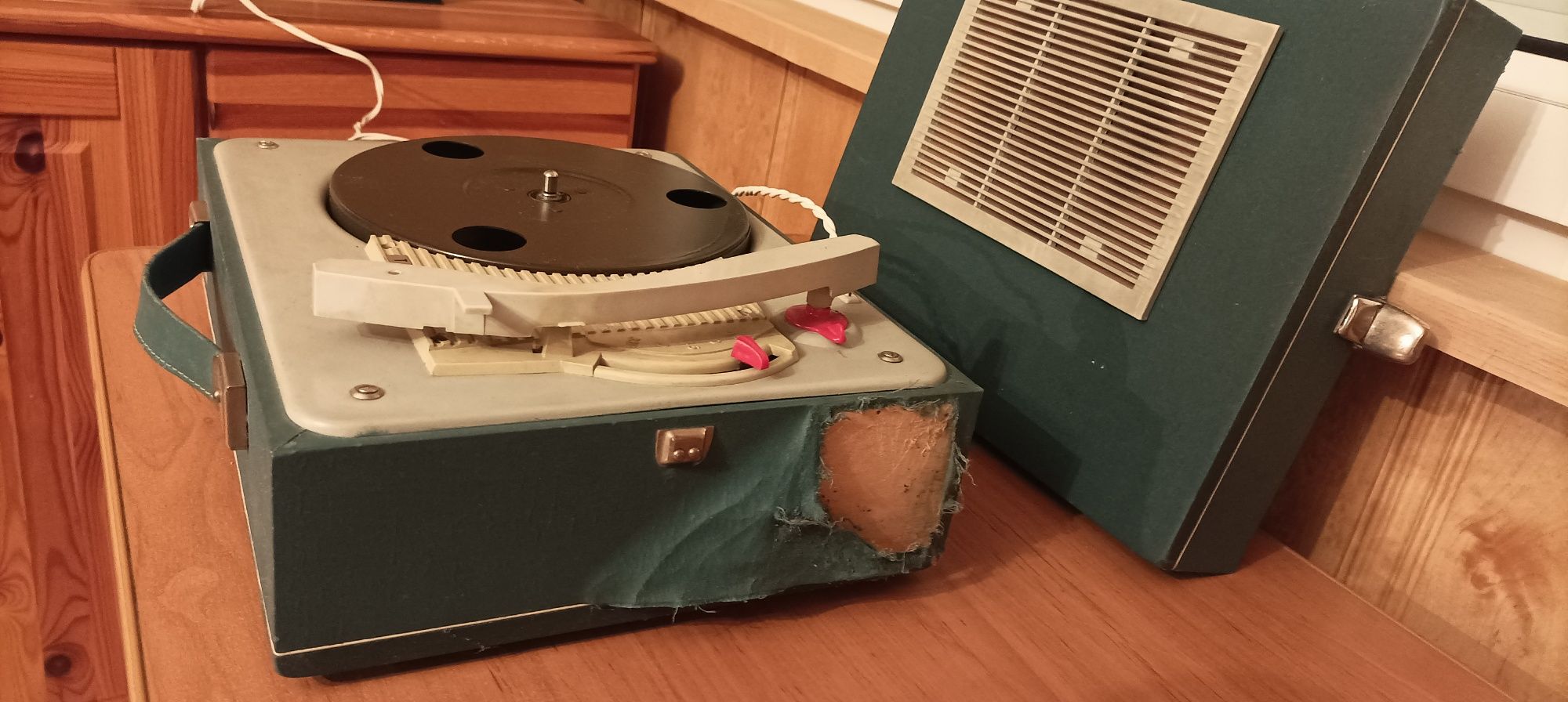 Gramofon- TRANZYSTON 2
