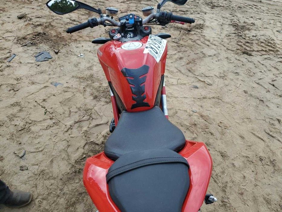 2015 DUCATI Streetfighter 848