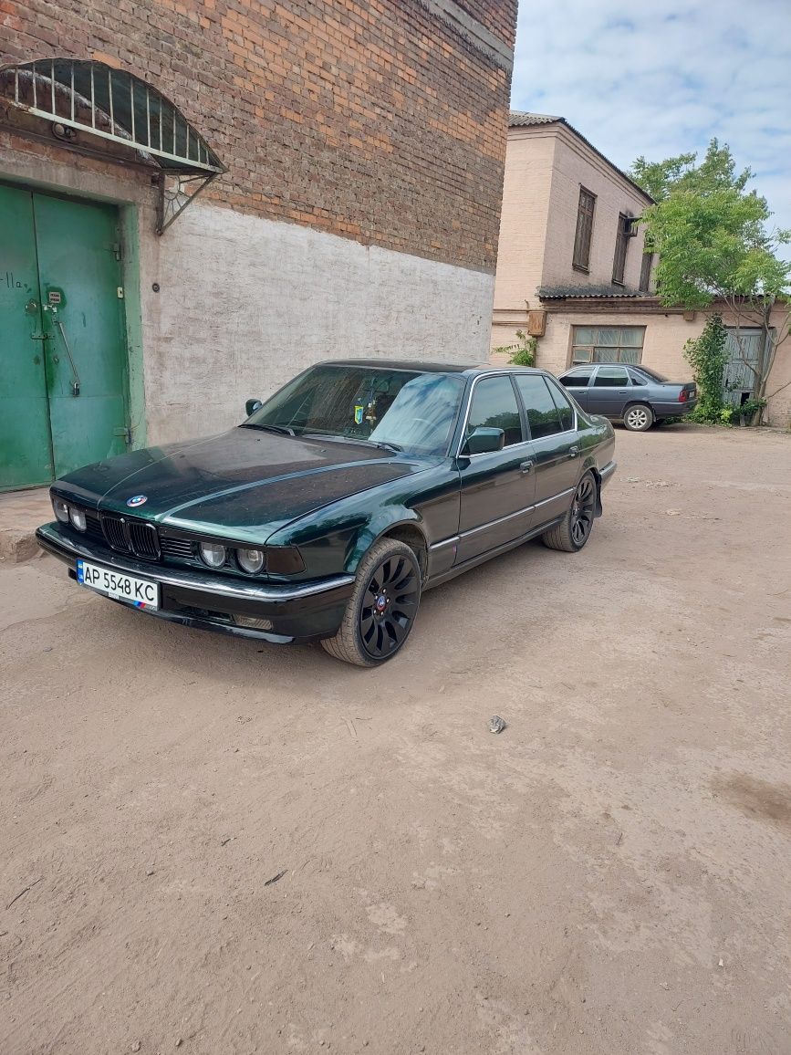 Продам беху 7 м 30 в 30і