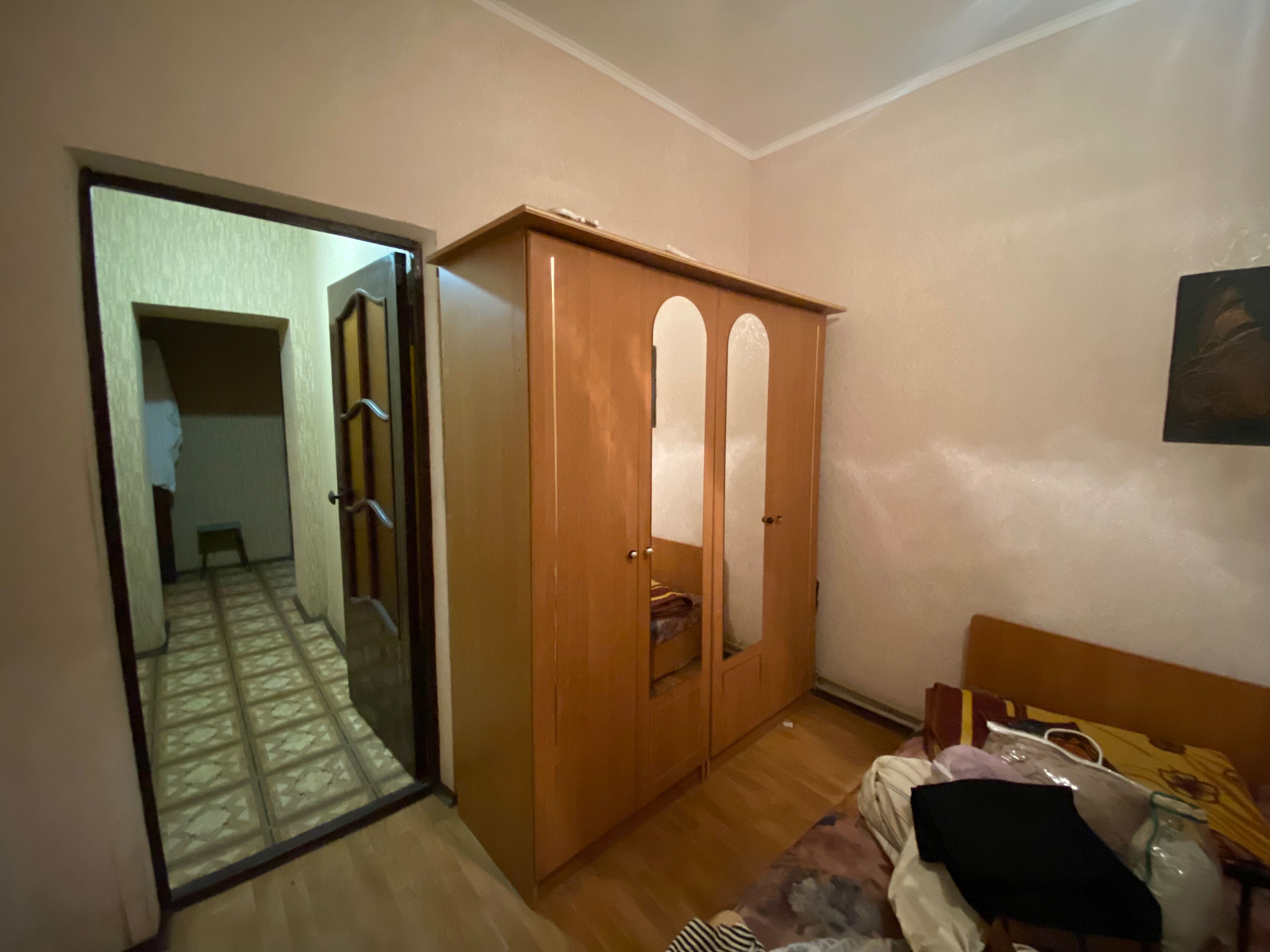 Продаётся двухэтажный кирпичный дом с гаражом в Балабановке