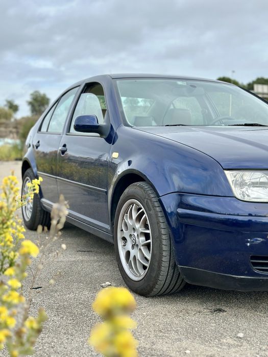 Vw Bora 2.3 V5 1999 - Poucos kms