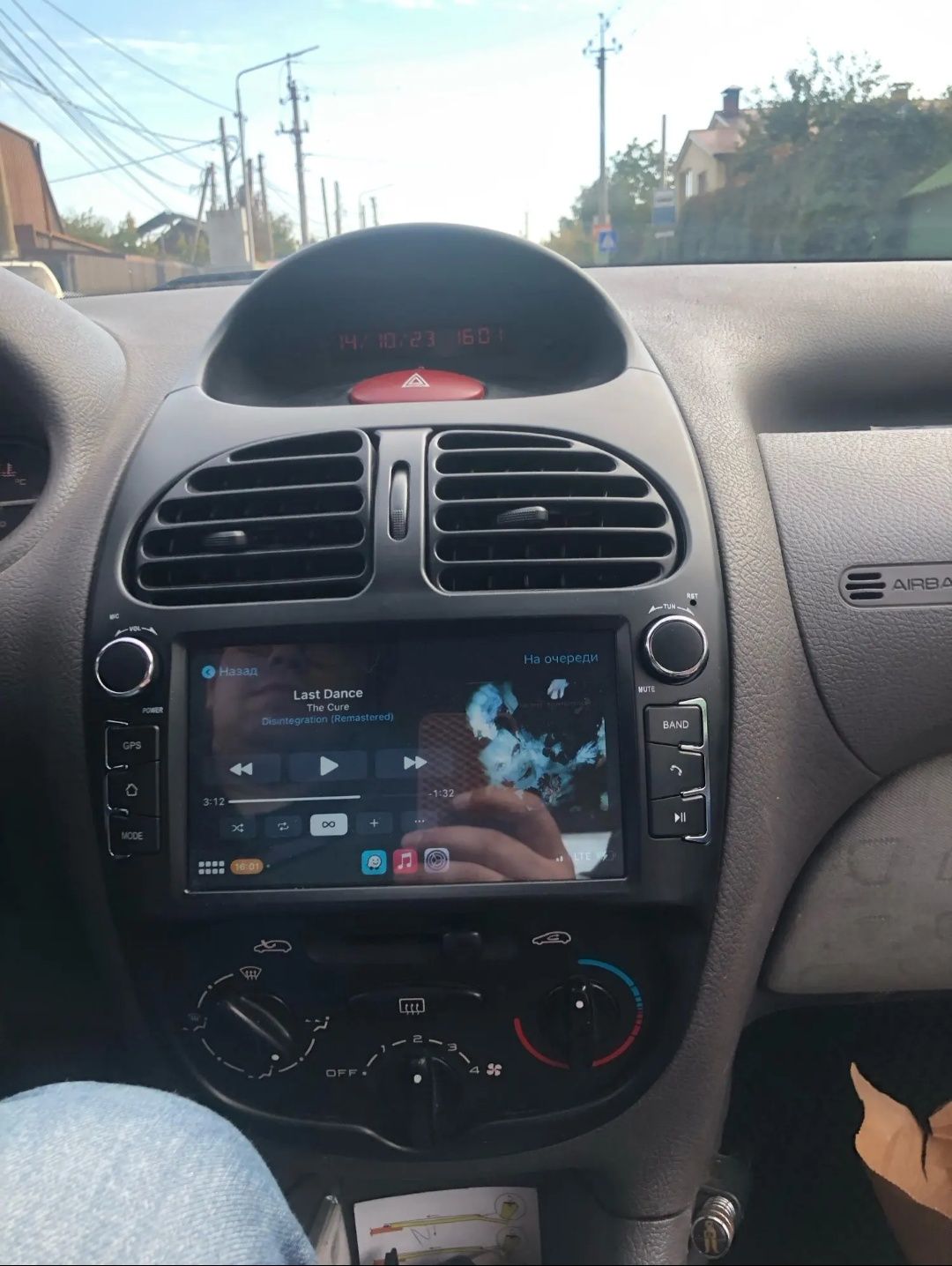 Rádio Android 12 com GPS Peugeot 206 (Artigo Novo)