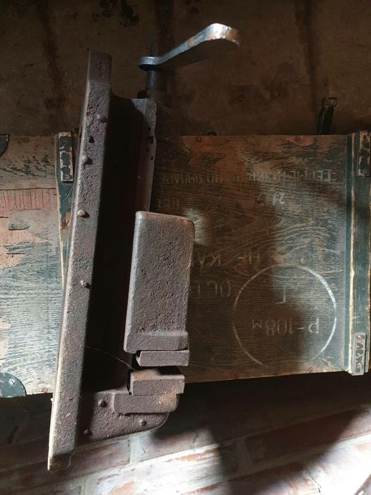 Тиси тиски фрезерні станочні  140 стальні