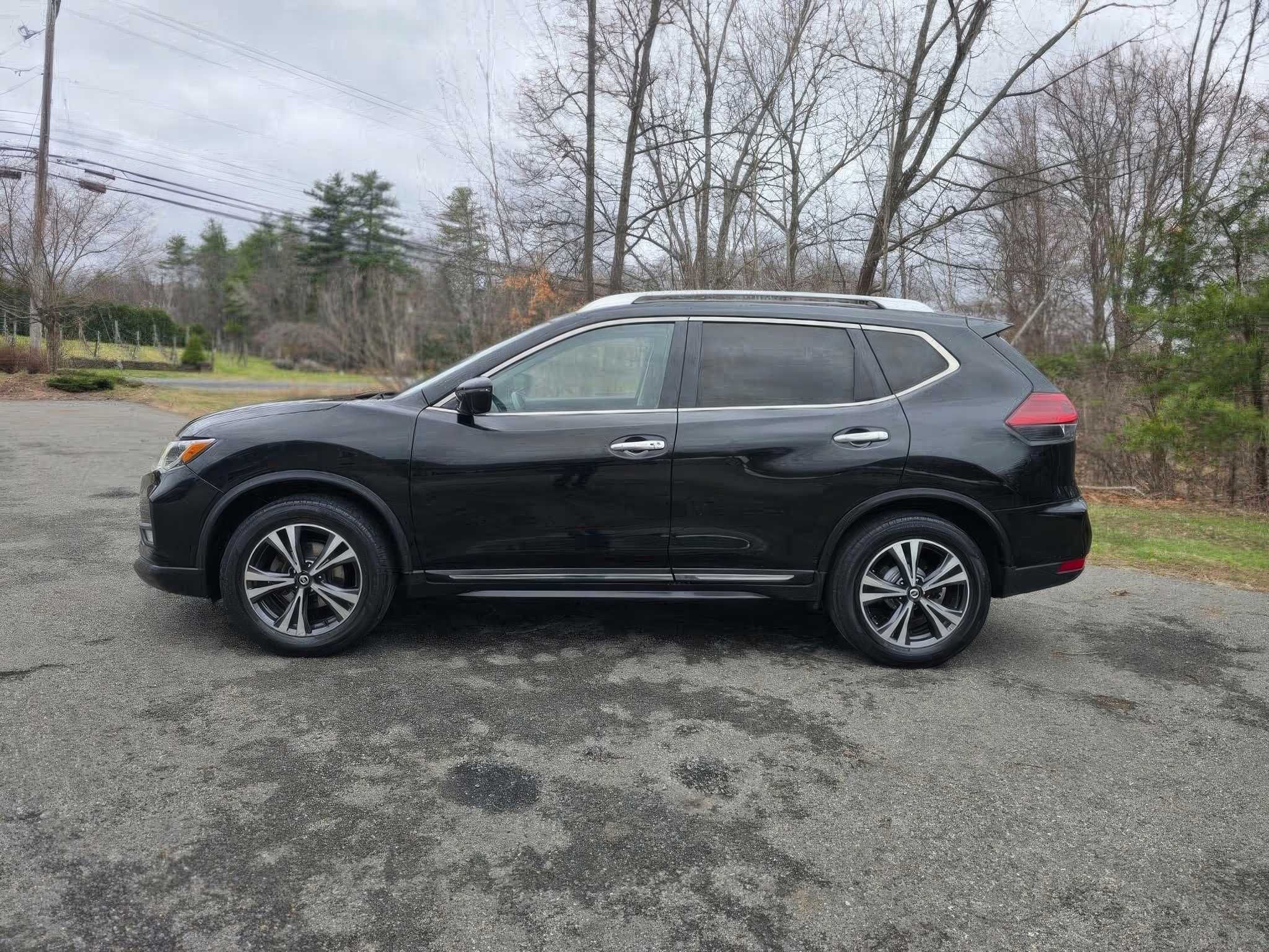2018 Nissan Rogue SV