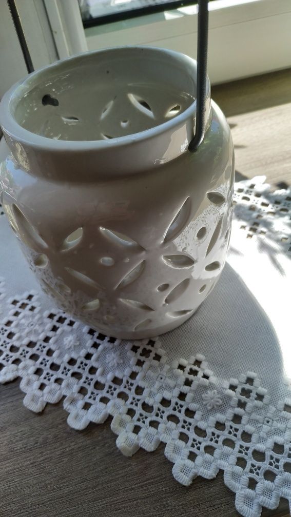 Nowy, ceramiczny świecznik