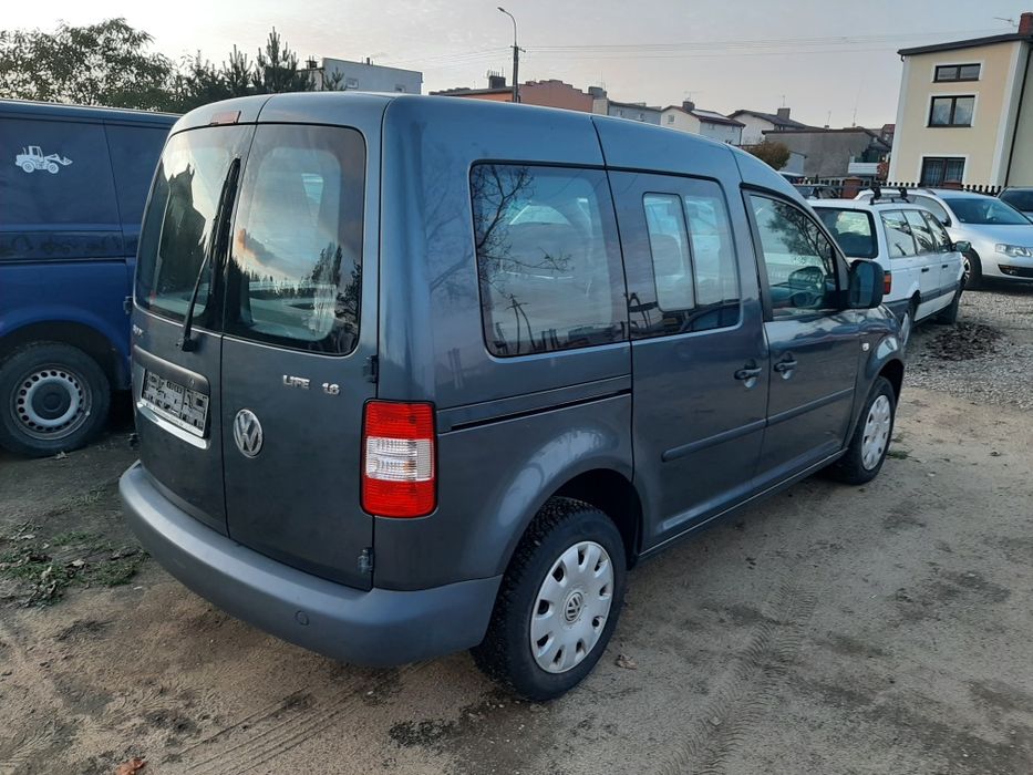 Volkswagen Caddy 1.6 MPI • 2006 rok • 260 000 km • Osobowy