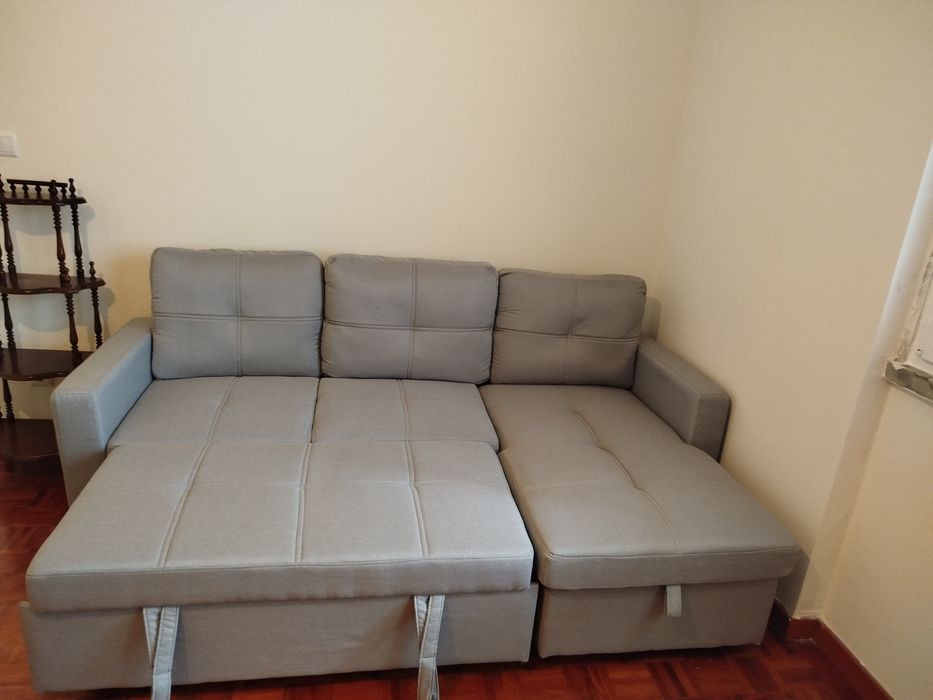 Sofá cama com chaise longue